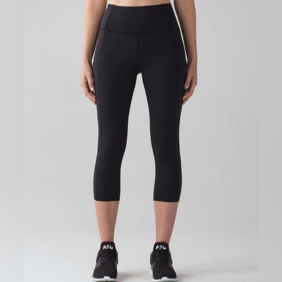 Lululemon Fast & Free Crop Legging 19” - Picture 1 of 6